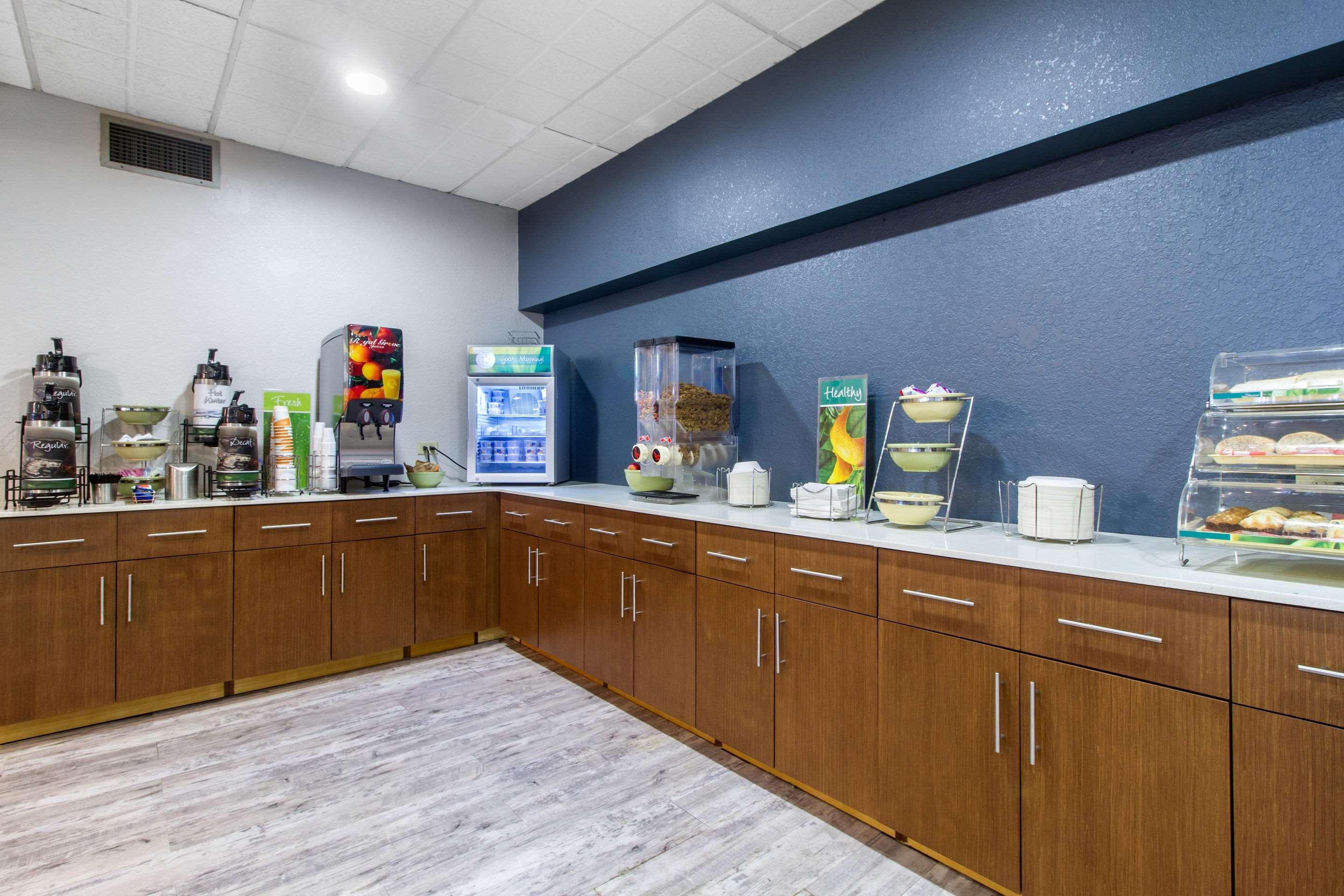 Quality Inn Cookeville Buitenkant foto