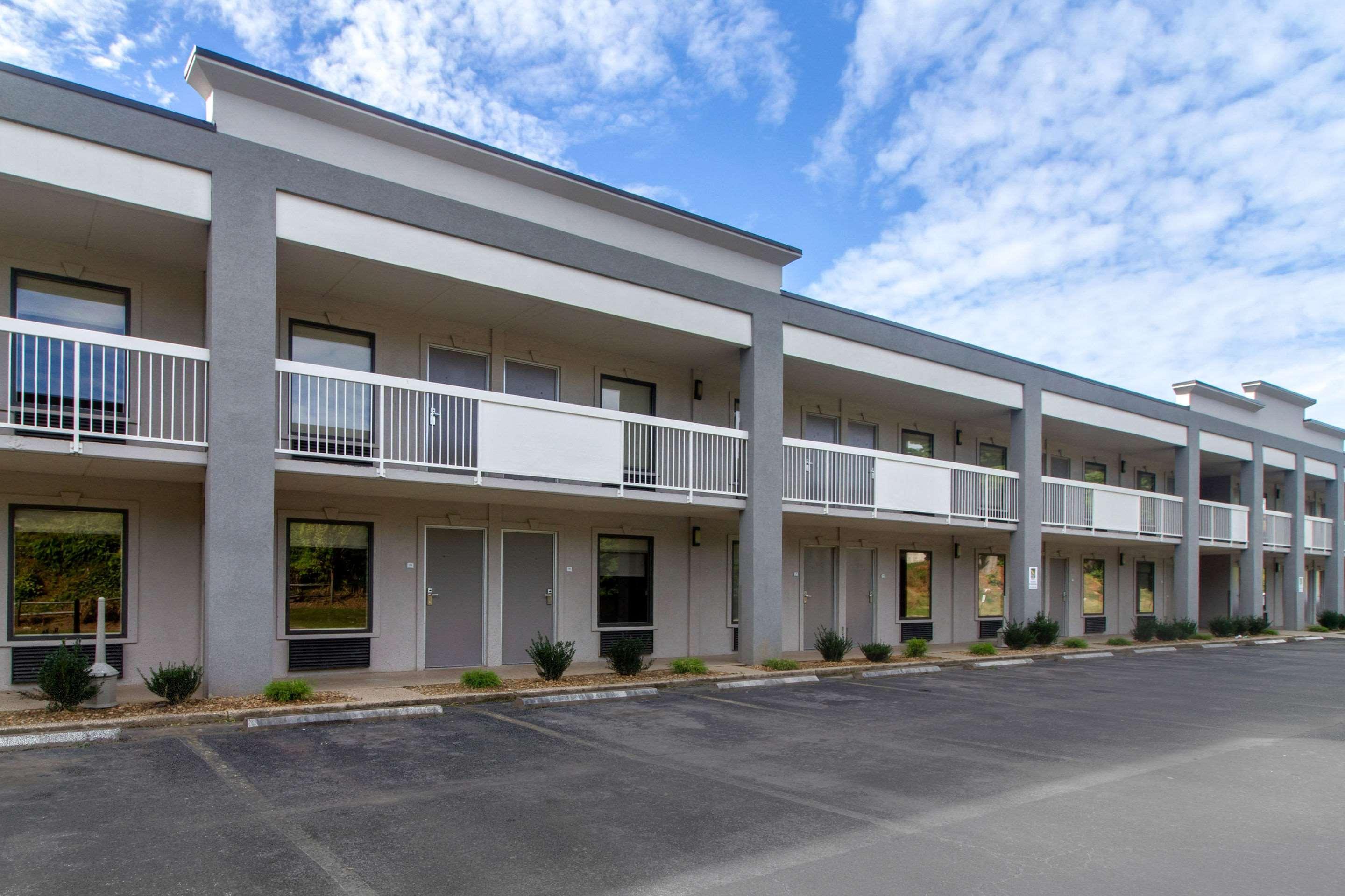 Quality Inn Cookeville Buitenkant foto