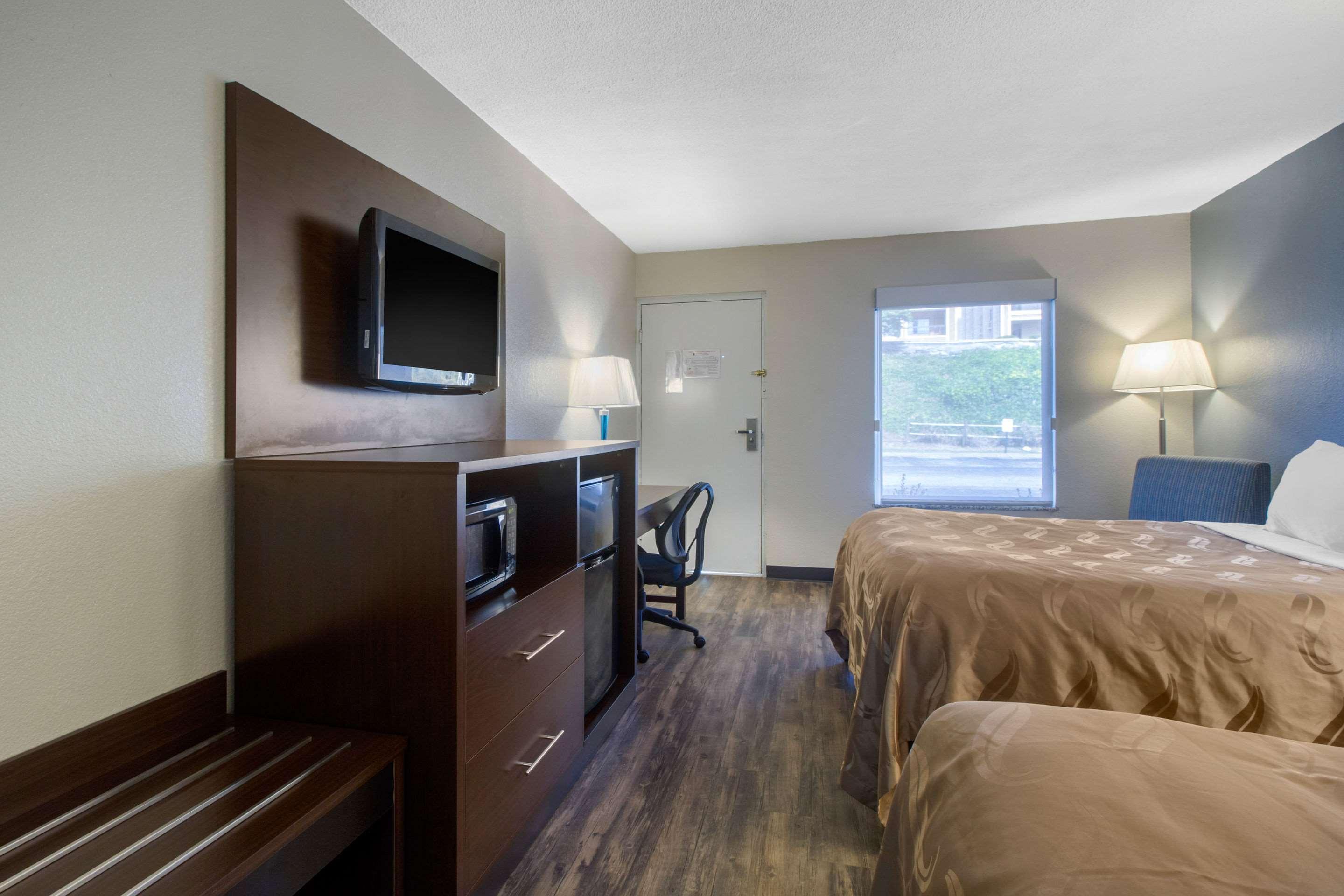 Quality Inn Cookeville Buitenkant foto