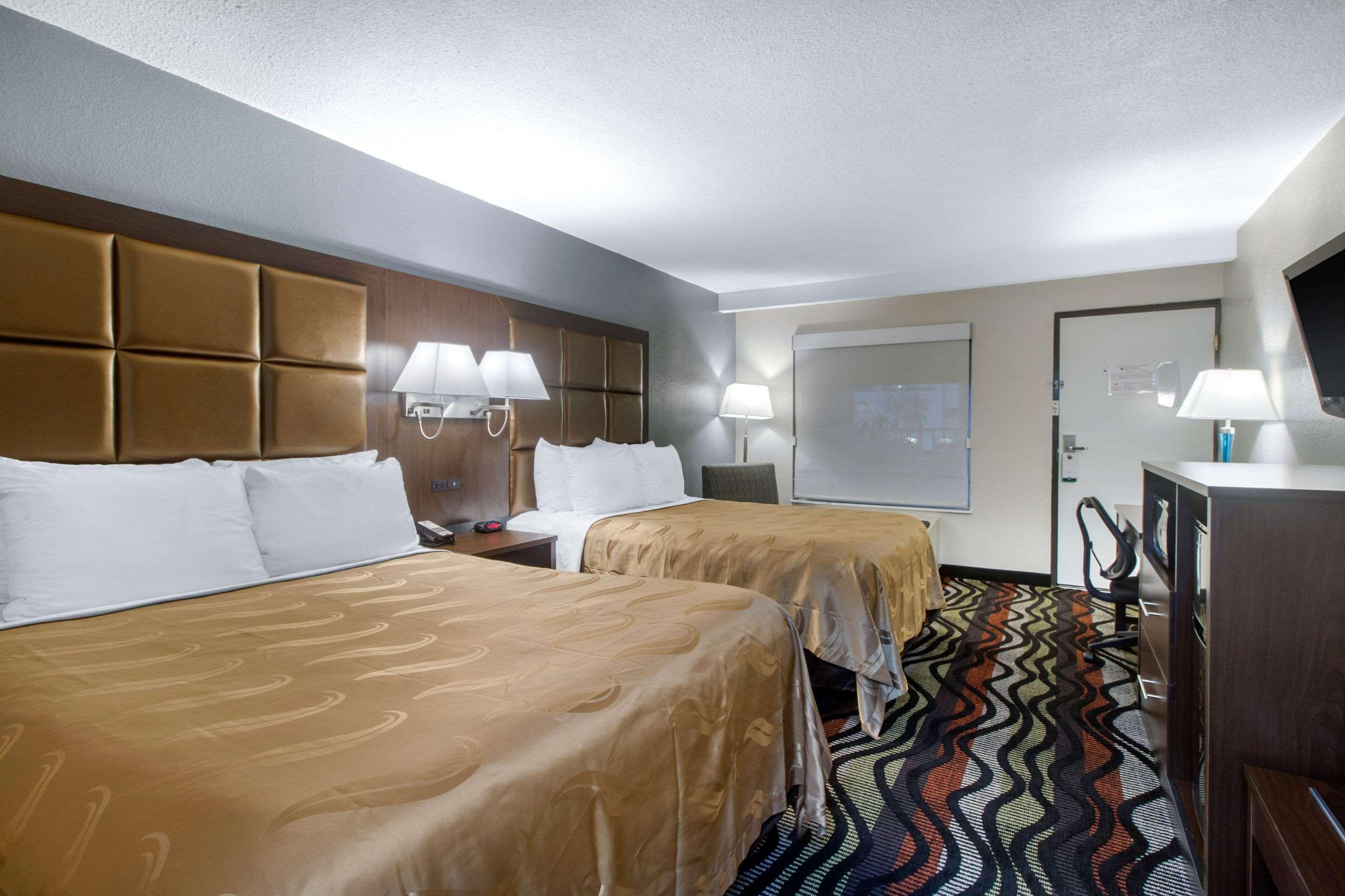 Quality Inn Cookeville Buitenkant foto